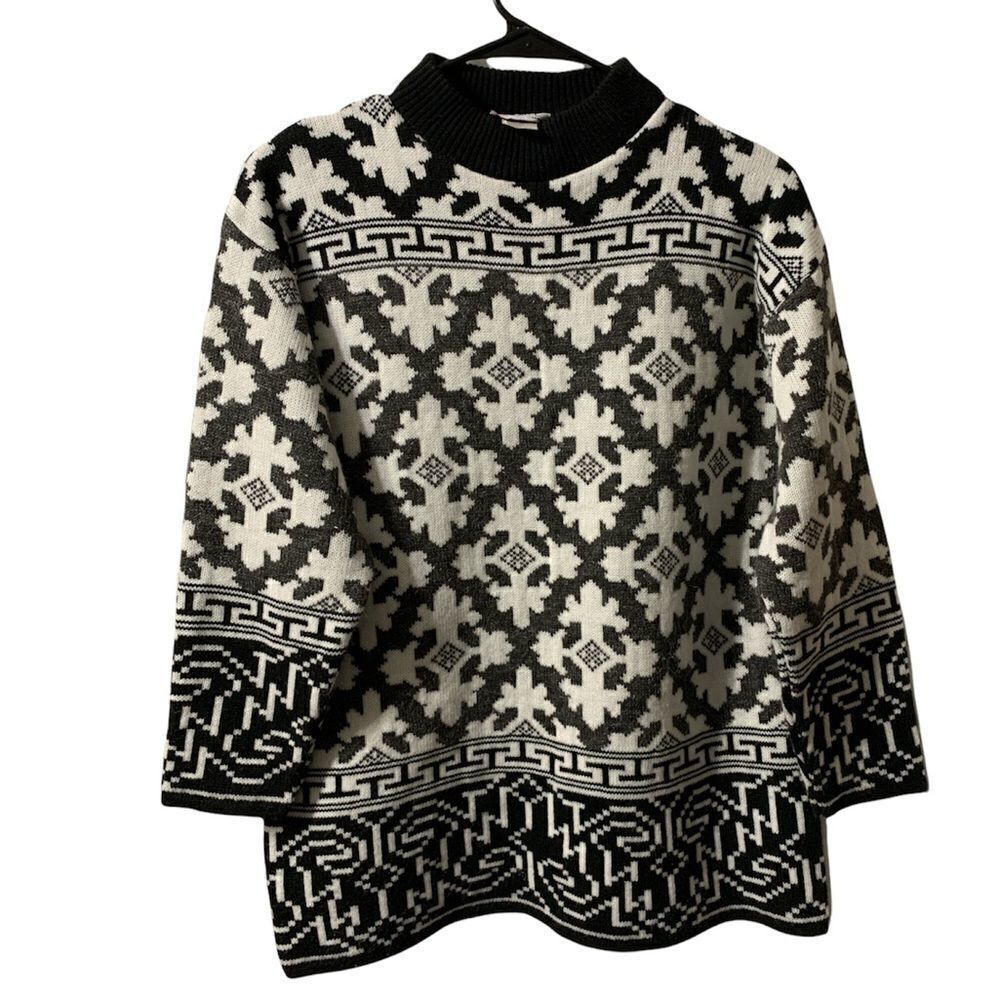 Vintage Grace Three Quarter Sleeved Sweater